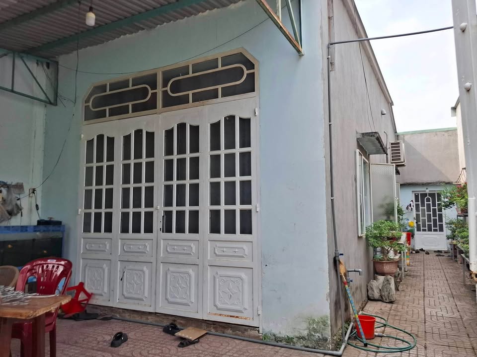 Nhà cấp 4 Đồng Xoài 138m² - Sổ hồng sẵn, giá tốt hiếm có!