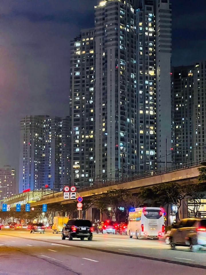 Tòa nhà Nguyễn Chí Thanh, Ba Đình 600m² - Vị trí đắc địa, kinh doanh đỉnh cao!