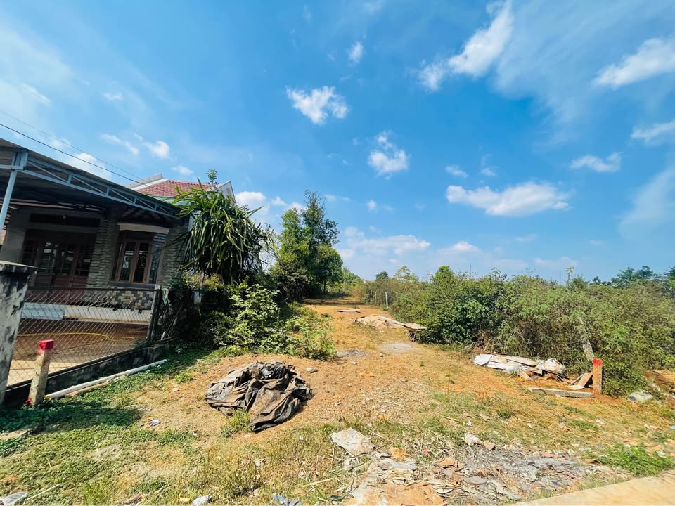 Đất nền Hẻm Ỷ Lan, Pleiku 225m² - Sổ đỏ chính chủ!