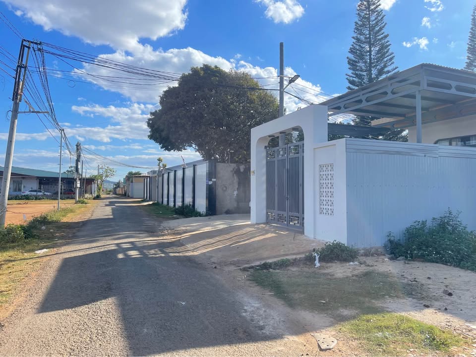 Bán đất 250m² hẻm ô tô Nguyễn Kiệm, Pleiku - Giá tốt 5xx triệu