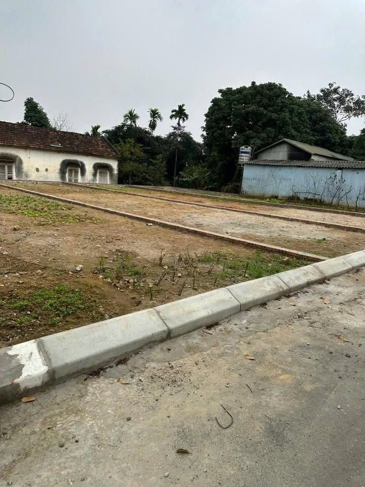 Đất nền Xuân Khanh Sơn Tây 111m² giá 2.22 tỷ - Sổ đỏ chính chủ