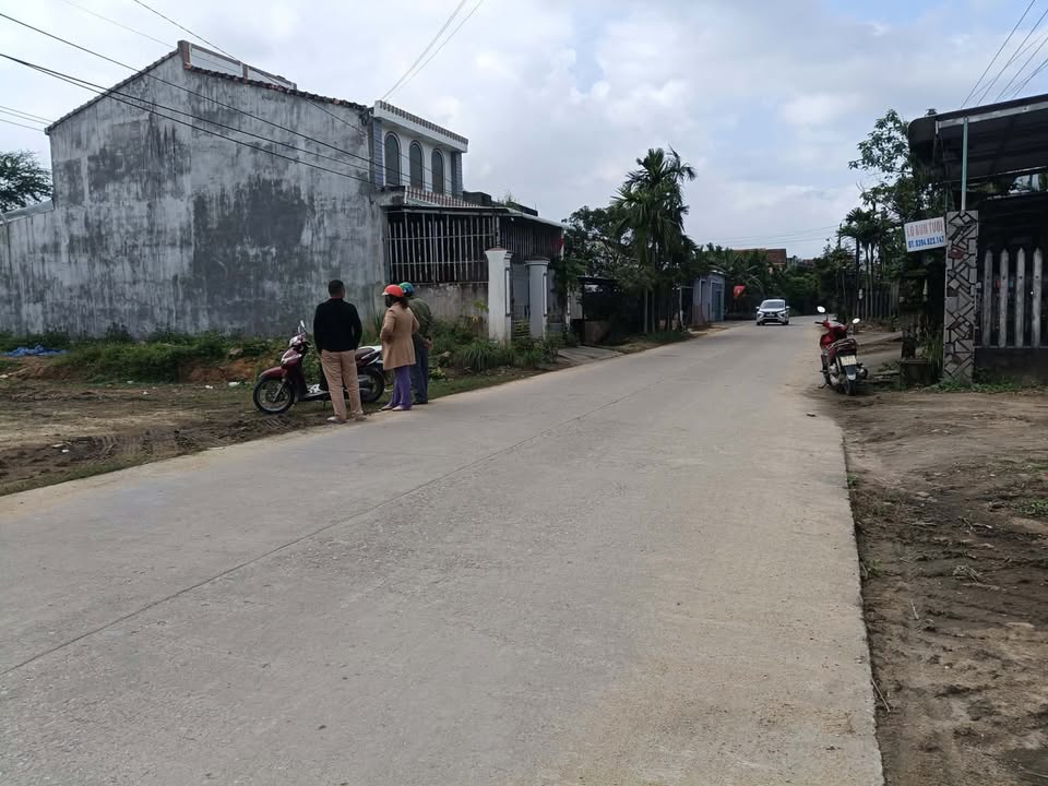 Mặt Tiền Kinh Doanh Sầm Uất Xã Quế Hiệp, Quảng Nam - 150m² Giá 6xx Triệu