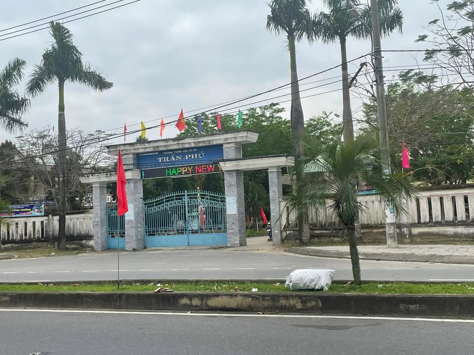 Nhà phố Trần Phú, Tam Kỳ 3 triệu/tháng - Mặt tiền kinh doanh đắc địa!