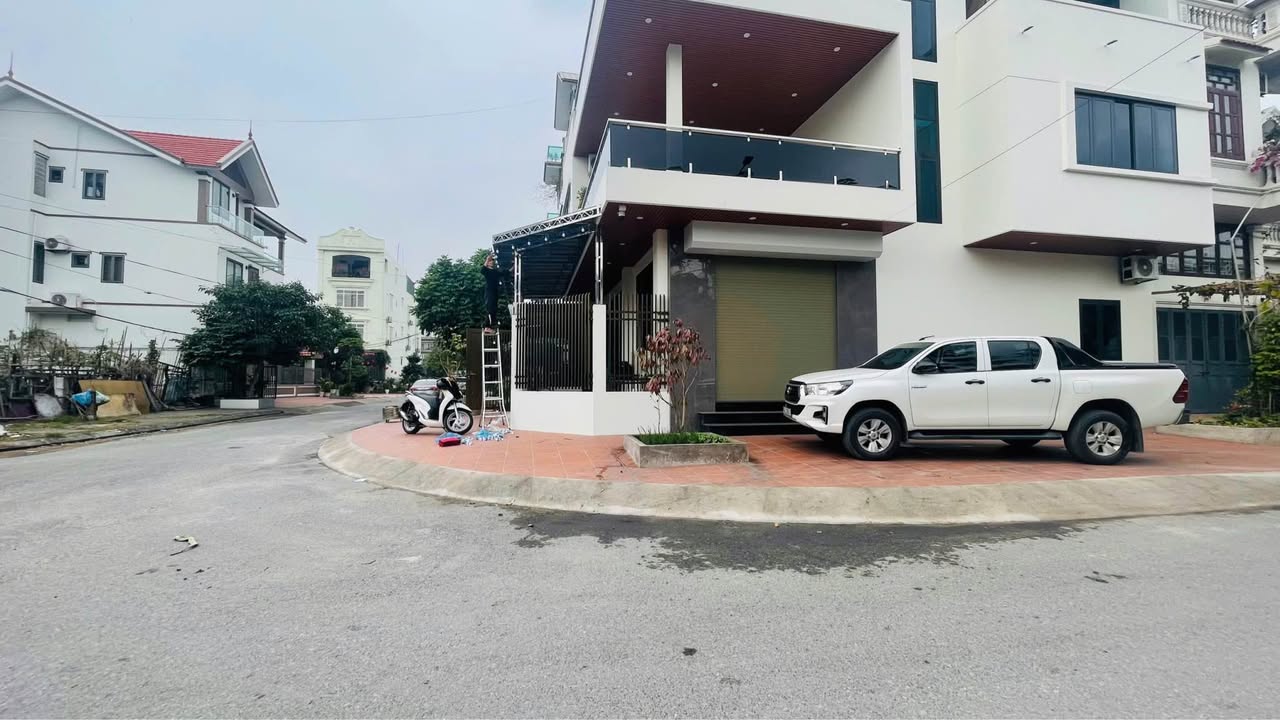 Townhouse Ha Khanh Ha Long 237m² – Mặt tiền kinh doanh