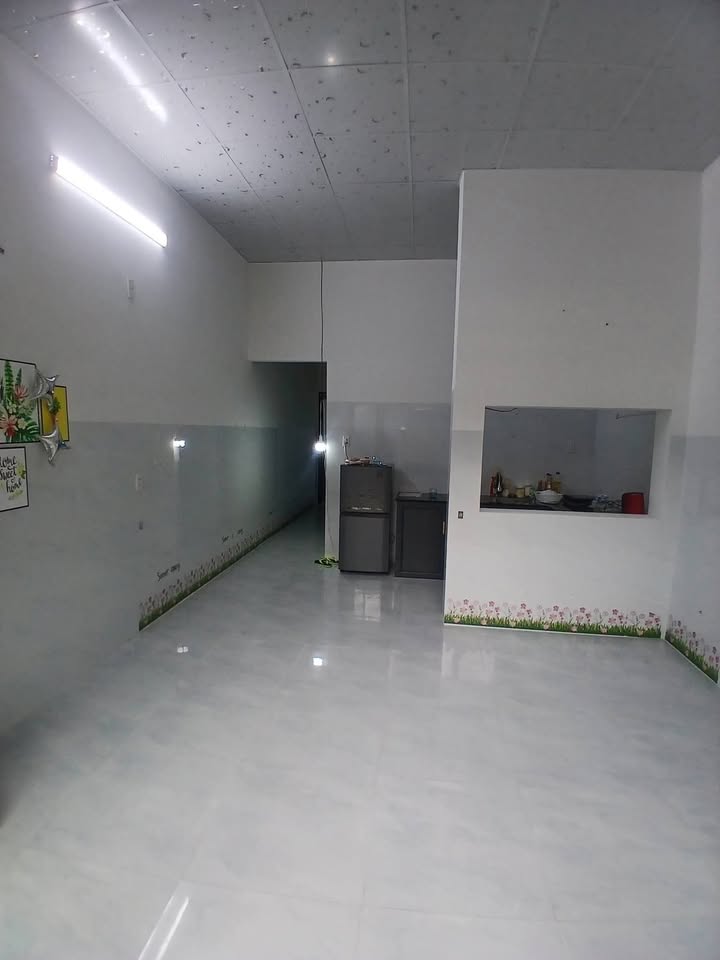 Nhà nguyên căn Vương Thừa Vũ 80m² giá 8 triệu - Sẵn sàng ở ngay!