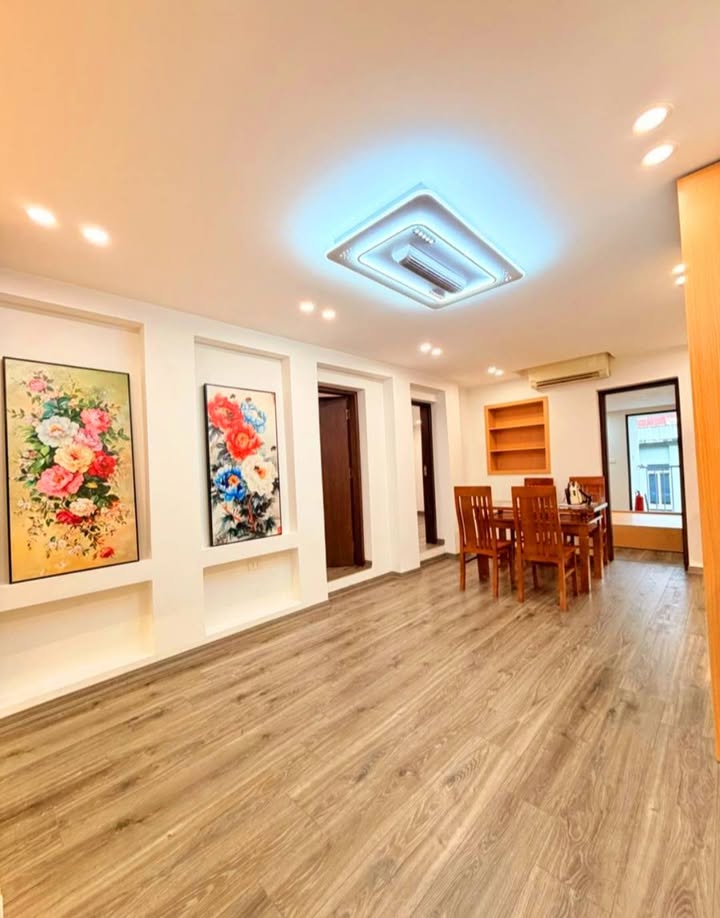 Chung cư Phương Mai 75m² 4 tỷ - Nhà đẹp, ô tô đỗ cửa