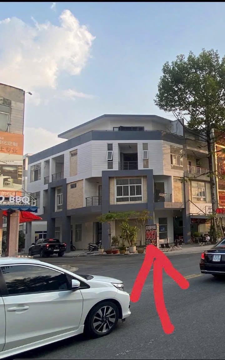 Nhà Mặt Tiền Đồng Khởi Tân Bình - Góc Đẹp, Thang Máy, 70 Triệu/Tháng