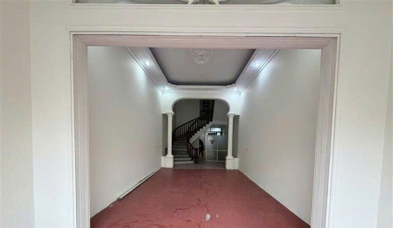 Nhà phố Văn Cao 100m² 30 triệu - Mặt tiền kinh doanh