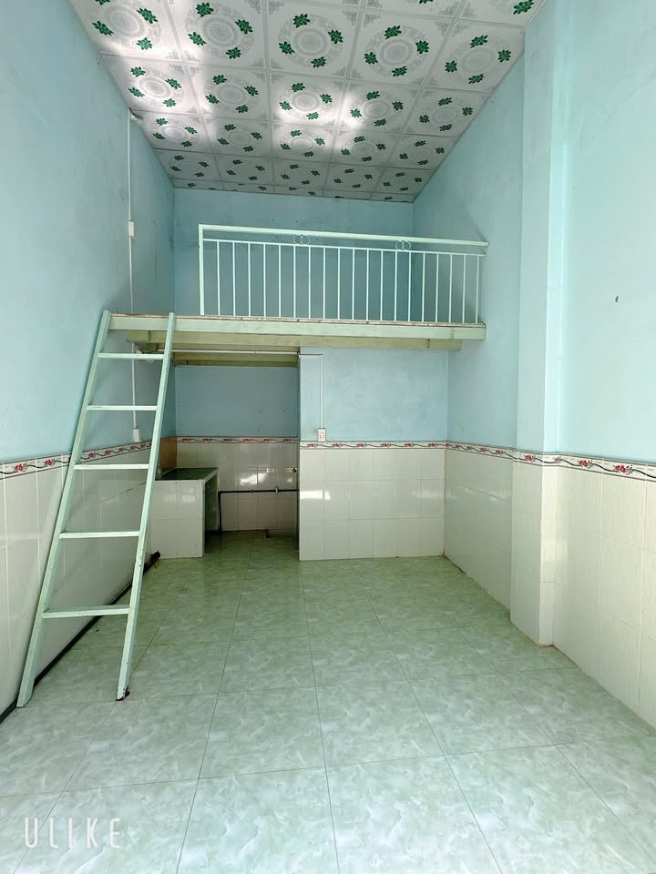 Phòng Trọ 18m² Đường Đình Phong Phú, TP. Thủ Đức - Giá 2.8 Triệu/Tháng, Sẵn Sàng Ở Ngay