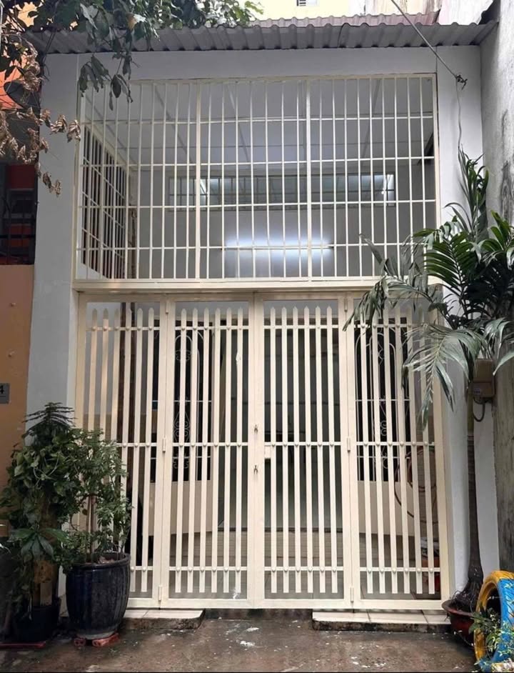 Cho thuê nhà mặt tiền Tân Bình, 47m², 11 triệu - Kinh doanh/Ở tốt