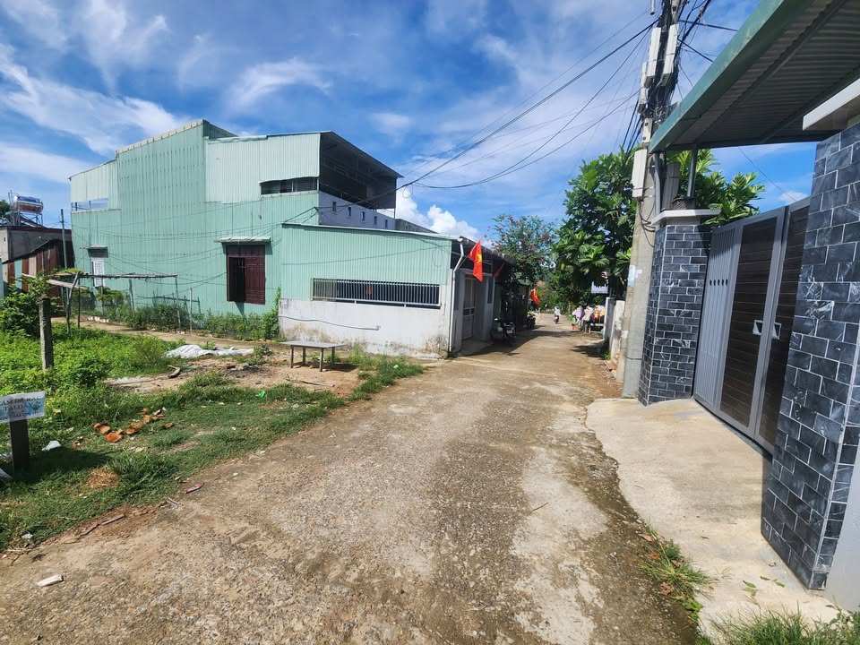 Đất nền Liên Chiểu 100m² giá 1.5 tỷ - Đường ô tô thông thoáng!