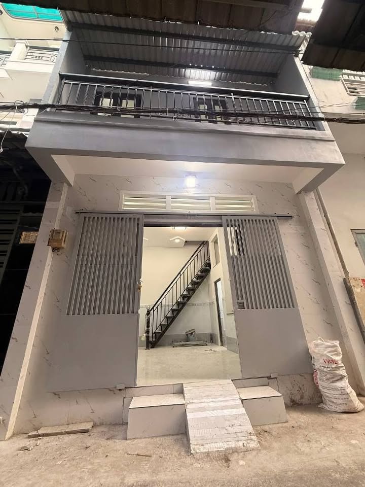 Nhà riêng Bình Chánh 18m² - Sẵn sàng ở ngay, sổ hồng sẵn!