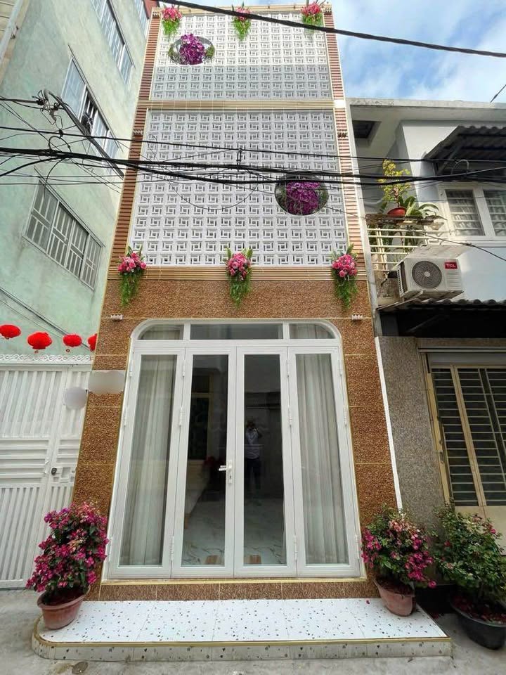 Nhà Phố MTKD Cách Mạng Tháng 8, Dầu Tiếng - 42m² - 7 Tỷ - Sẵn Sàng Ở Ngay