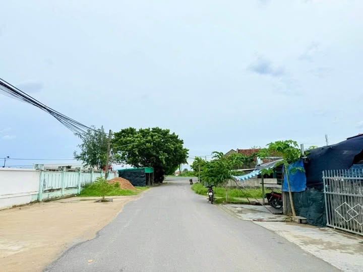 Đất nền Vạn Ninh 166m² - Sổ đỏ chính chủ, giá 900 triệu