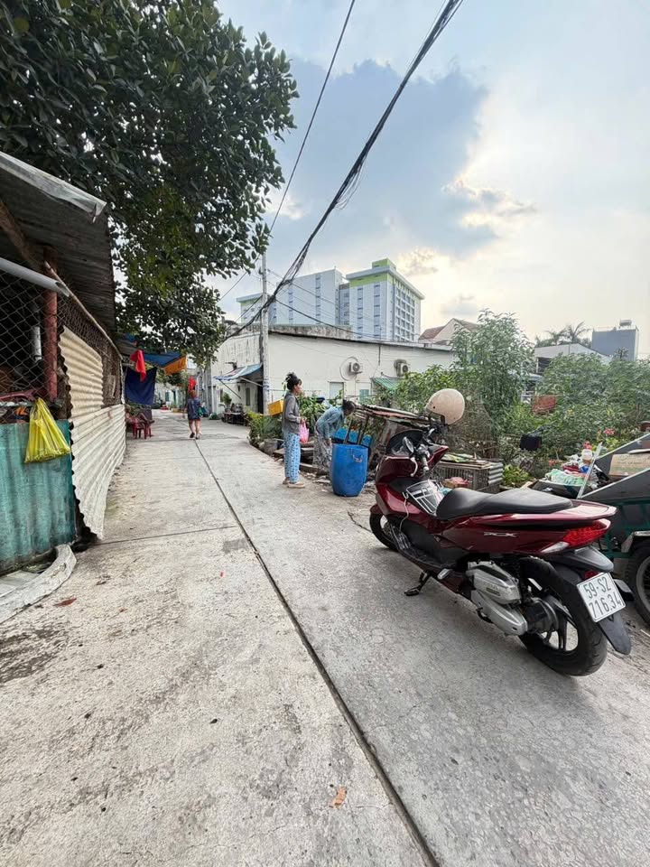 Nhà Sổ Hồng Riêng Gò Vấp 36m² - Giá 2.39 Tỷ, Hẻm Xe Máy