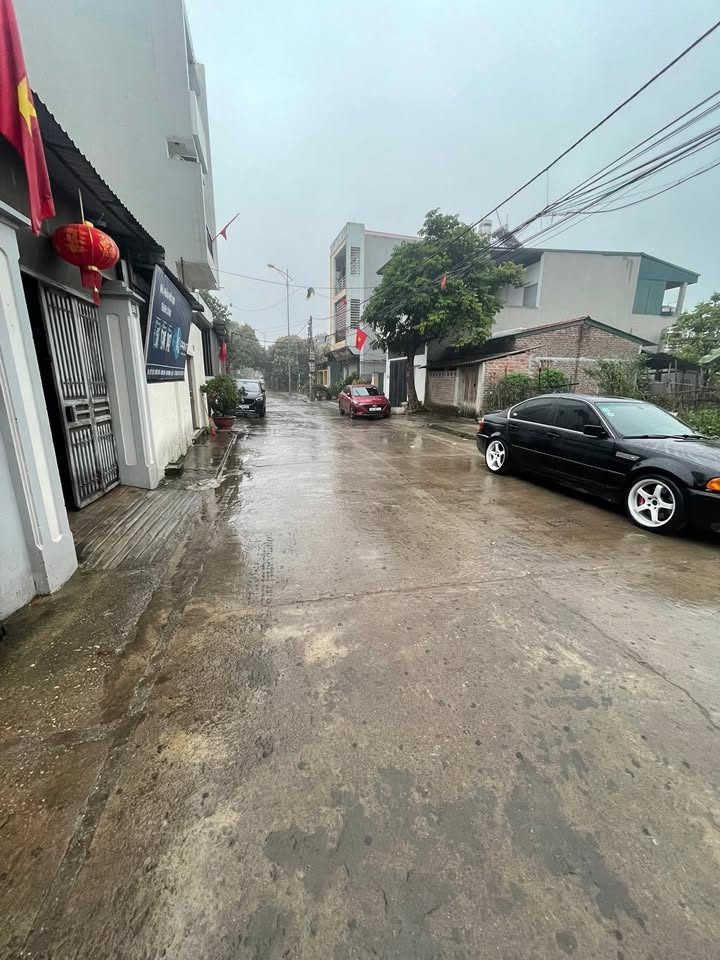 Đất nền Xã Đan Phượng 81m² giá 4 tỷ - Sổ đỏ chính chủ sẵn sàng!