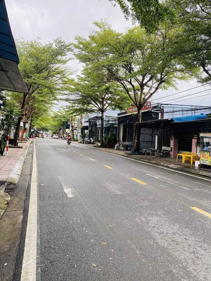 Nhà Phố Lý Thường Kiệt Vạn Ninh 135m² - Mặt tiền kinh doanh sầm uất!