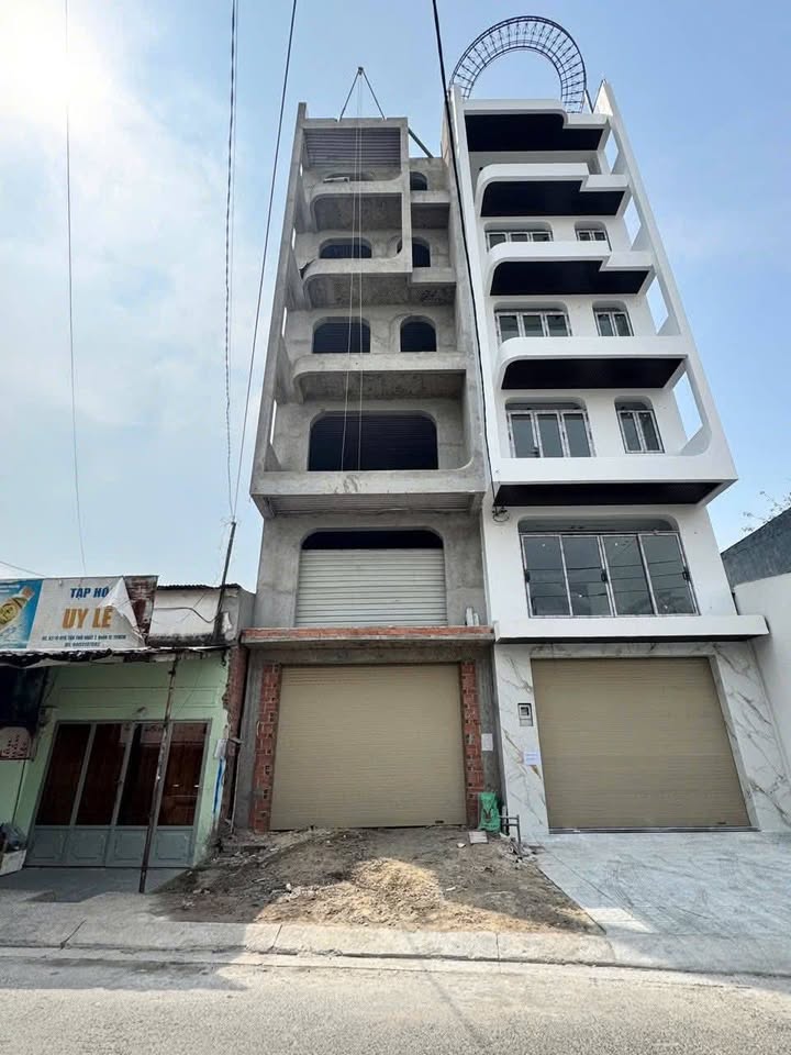 Nhà Mặt Tiền Thang Máy Tân Thới Nhất Q12 - 100m², 6 Tầng - Giá 12.98 Tỷ TL