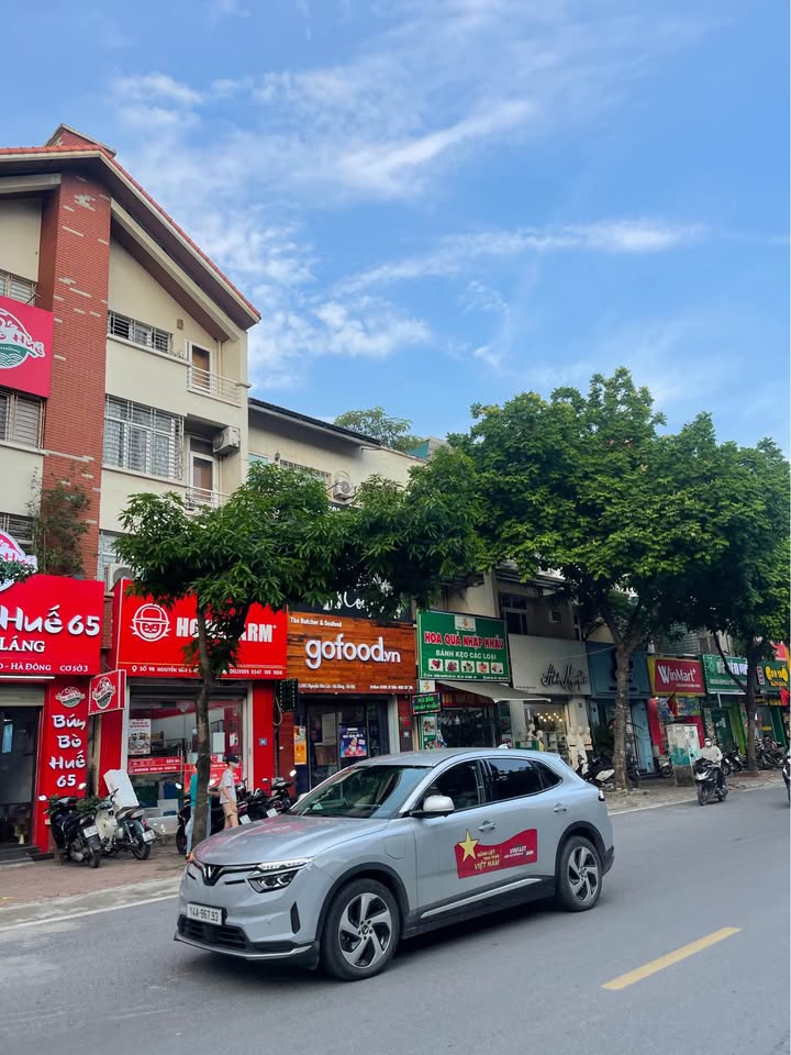 Nhà Mặt Phố Kinh Doanh Nguyễn Văn Lộc, Hà Đông - 90m² - Dòng Tiền Khủng