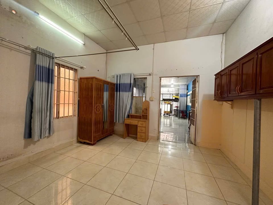 Nhà mặt tiền Thái Thông, Nha Trang 125m² giá 8 triệu - Mặt tiền kinh doanh đắc địa!