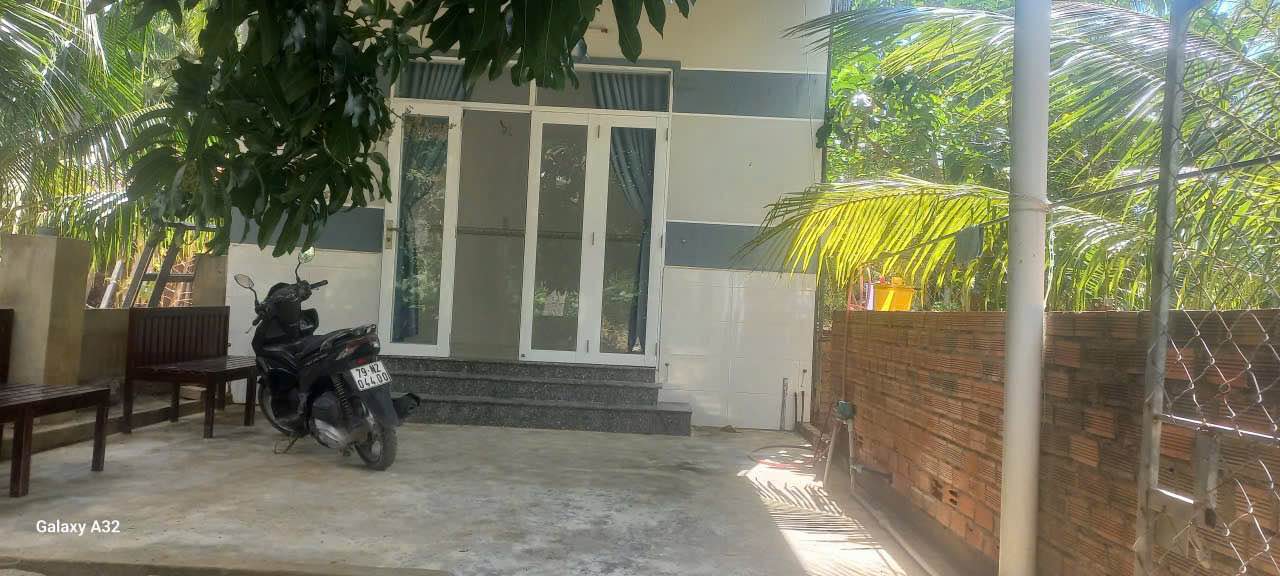 Cho thuê nhà vườn Cồn Dê Ngọc Thảo 300m² - Nghỉ dưỡng lý tưởng!