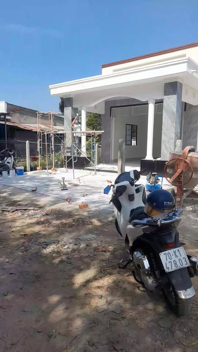 Nhà mới xây Gia Tân, Trảng Bàng 189m² Sổ Đỏ - Giá 1 Tỷ
