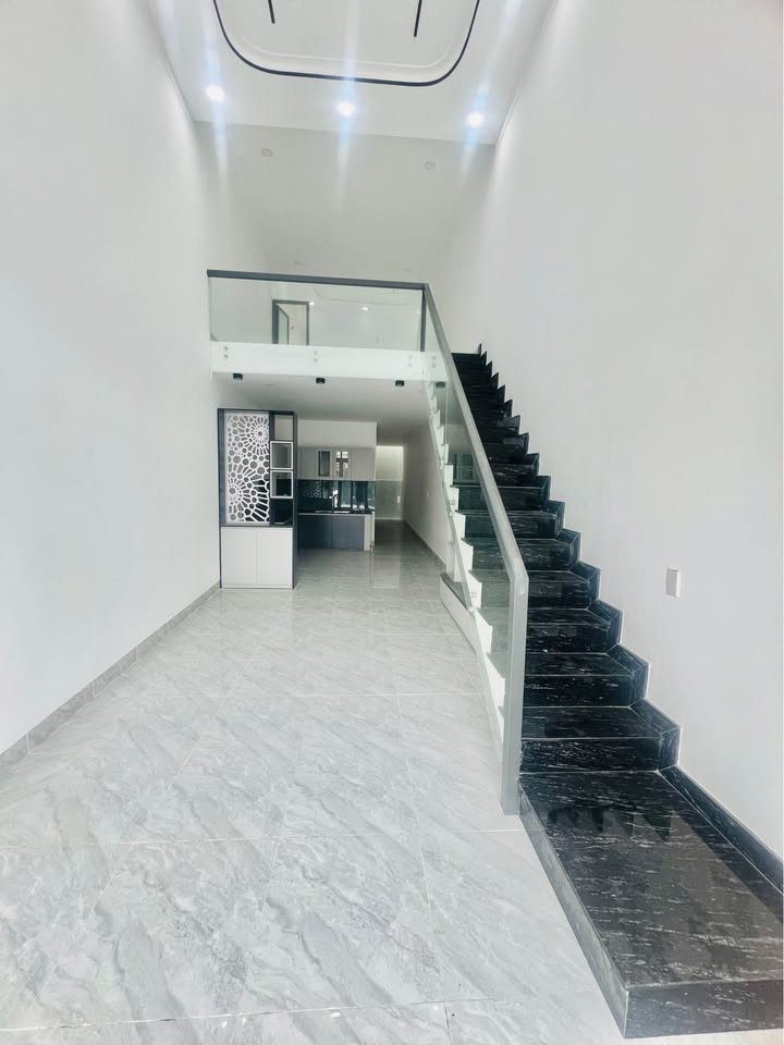 Nhà Riêng Trảng Dài, Biên Hòa 112m² - Ô tô vào tận nhà, giá 1.299 tỷ!