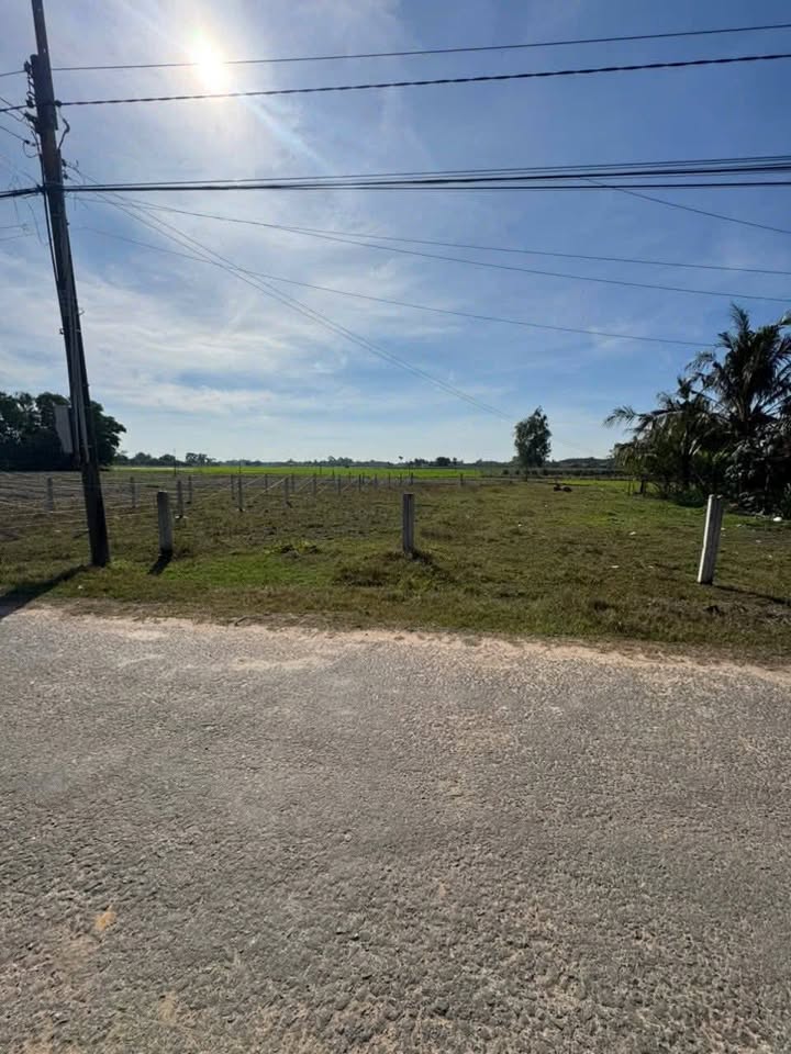 Đất nền Bến Cầu Tây Ninh 180m² giá 285 triệu - Sổ đỏ chính chủ!