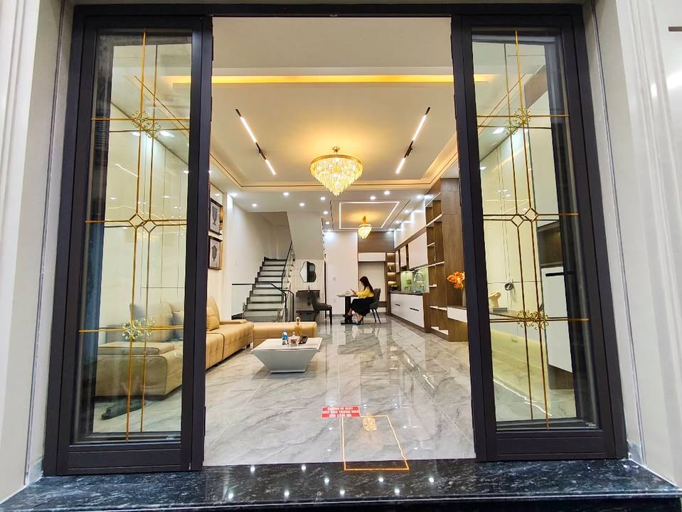 Nhà phố Tô Hiệu Lê Chân 50m² giá 3.65 tỷ - Ô tô tận cửa