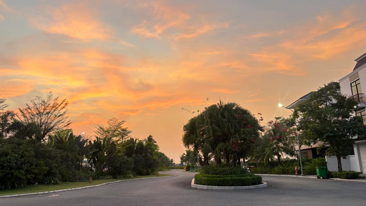 Đất Nền Mặt Tiền 200m² Bình Tân - Sổ Hồng Sẵn Sàng, Giá Chỉ 350 Triệu