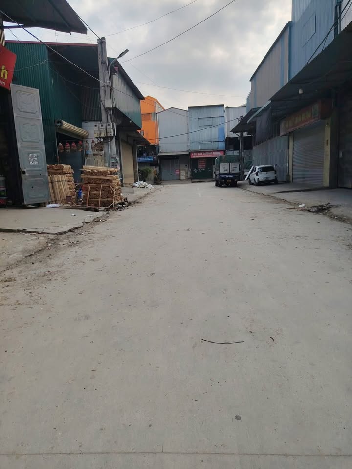 Kho Xưởng 100m² Vĩnh Lộc, Thạch Thất - Sẵn Sàng Giao Dịch, Ô Tô Đỗ Cửa