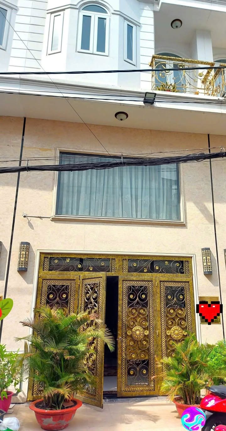 Nhà Mặt Tiền Phan Đăng Lưu, Phú Nhuận - Thang Máy, 56m², 18 Tỷ