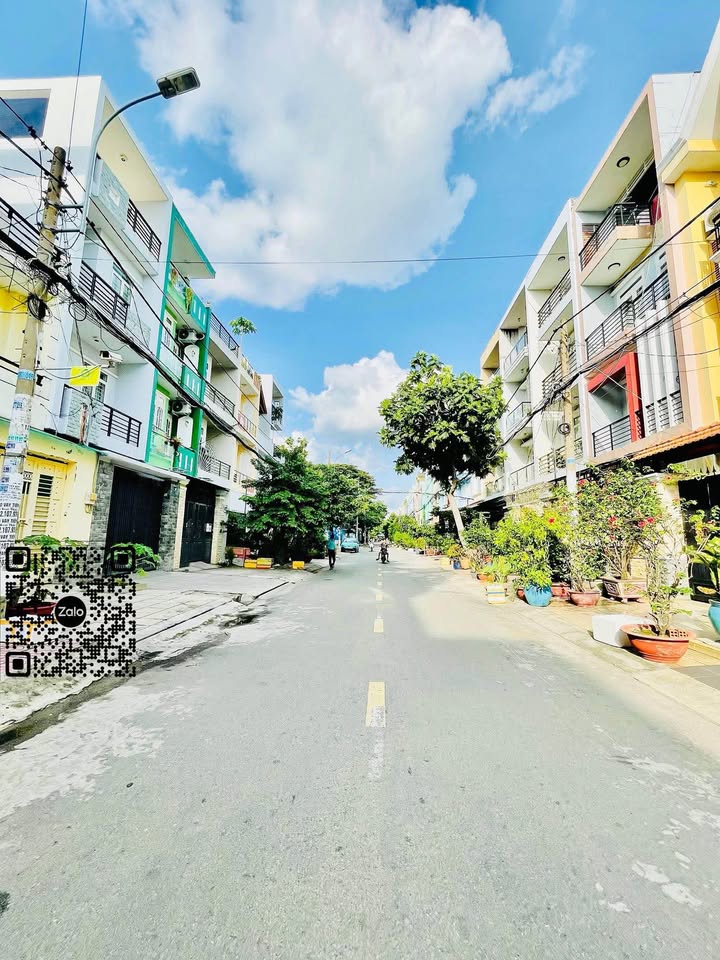 Nhà 4 tầng 4PN Tên Lửa Bình Tân 64m² - Chính chủ bán gấp