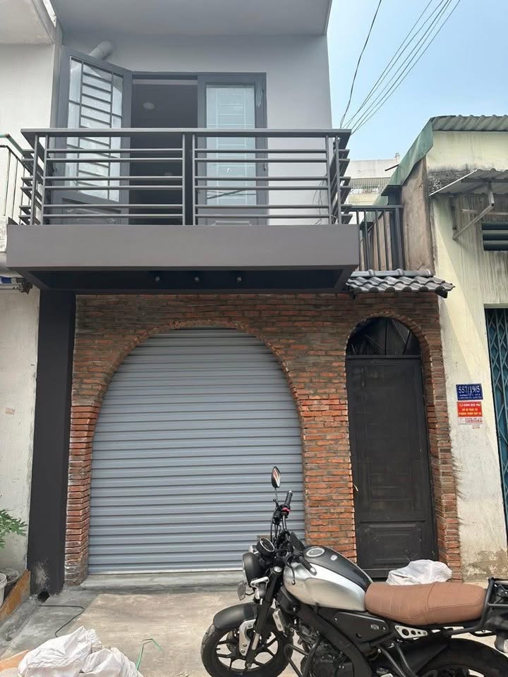 Bán nhà Tân Phú 90m² giá 6.9 tỷ - Hẻm xe hơi, nở hậu tài lộc