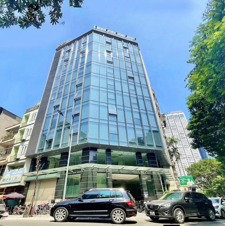 Tòa nhà Văn phòng Khuất Duy Tiến 800m² - Thiết kế hiện đại!