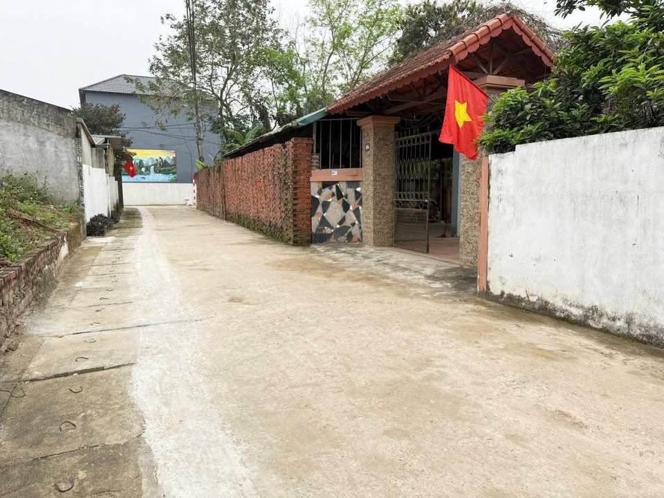 Đất Vĩnh Phúc 155m² - 1.2 Tỷ: 2 Mặt Tiền, Gần Chợ, View Kênh