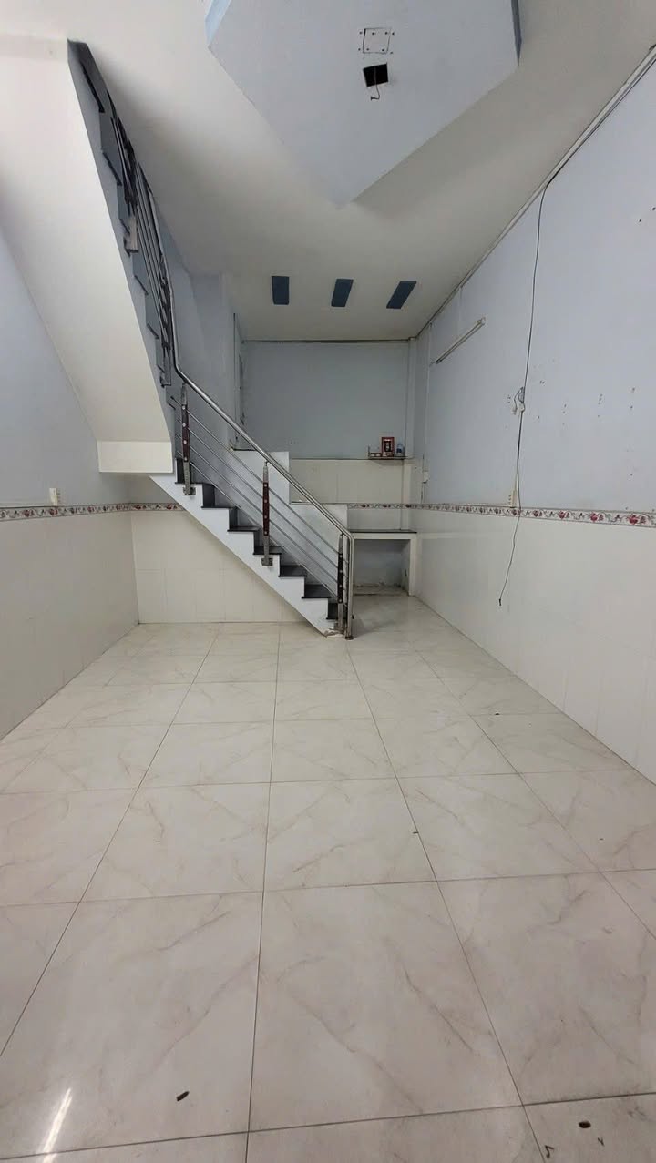 Cho thuê nhà nguyên căn Tân Phú 30m² giá 8 triệu - Sẵn sàng ở ngay!