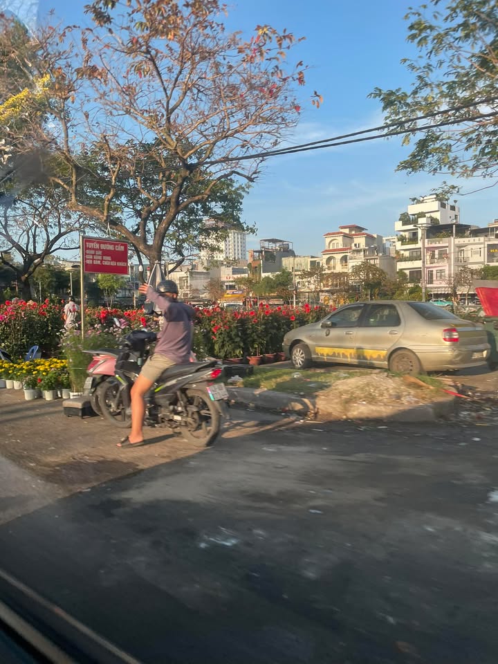 Bán đất mặt tiền Trường Chinh Cẩm Lệ 190m² giá 5 tỷ - Vị trí đắc địa!