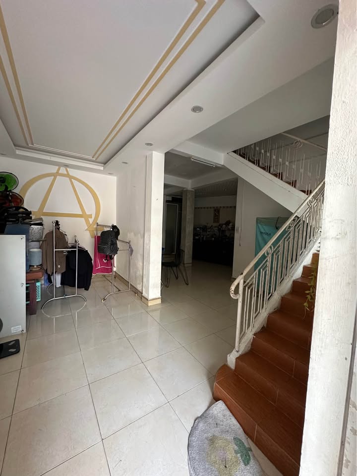 Nhà 2 Tầng Kiệt Ô Tô 124m² Phan Chu Trinh, Huế - Giá 3 Tỷ