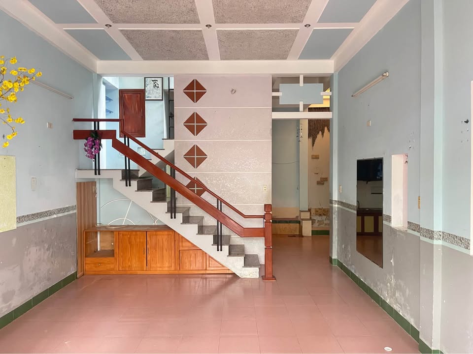 Nhà riêng Vũ Bảo Quy Nhơn 73m² giá 3.85 tỷ - Vị trí đẹp nở hậu!