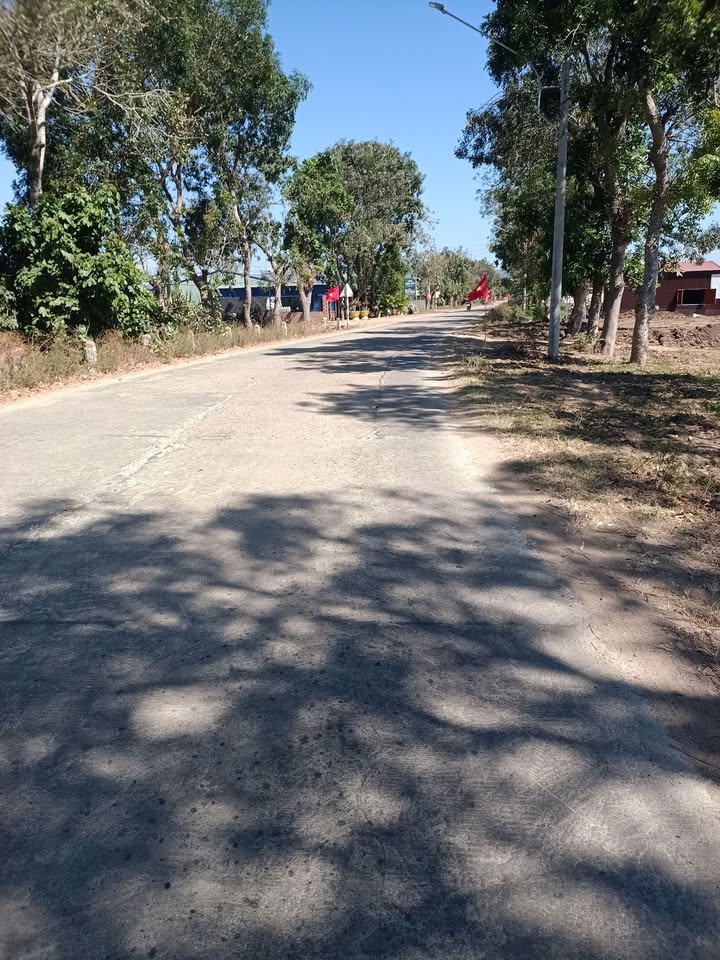 Đất Mặt Tiền Liên Xã Ia Broăi 860m² Sổ Hồng Full Thổ Cư - Giá Đầu Tư Hấp Dẫn