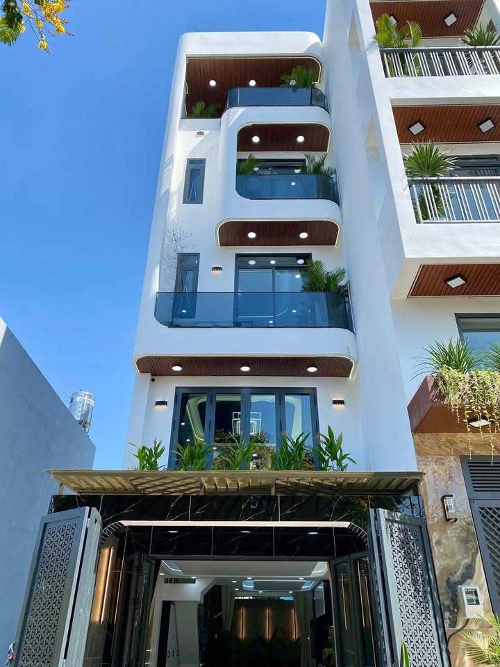 Nhà Phố Quận 12 - 74m² Full Nội Thất, Ô Tô Vào Tận Nhà!