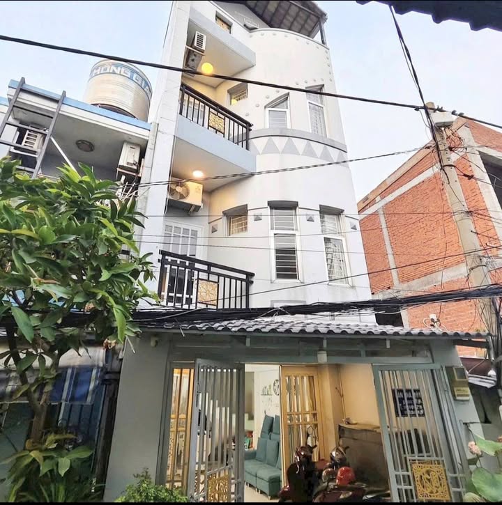 Nhà 4 Tầng Nguyễn Văn Quỳ Q7 - Giảm Sốc 200 Triệu, Chỉ 4.99 Tỷ