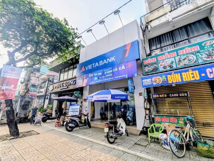 Nhà Góc 2 Mặt Tiền Trường Chinh, Tân Bình - 198.8m² - 51 Tỷ