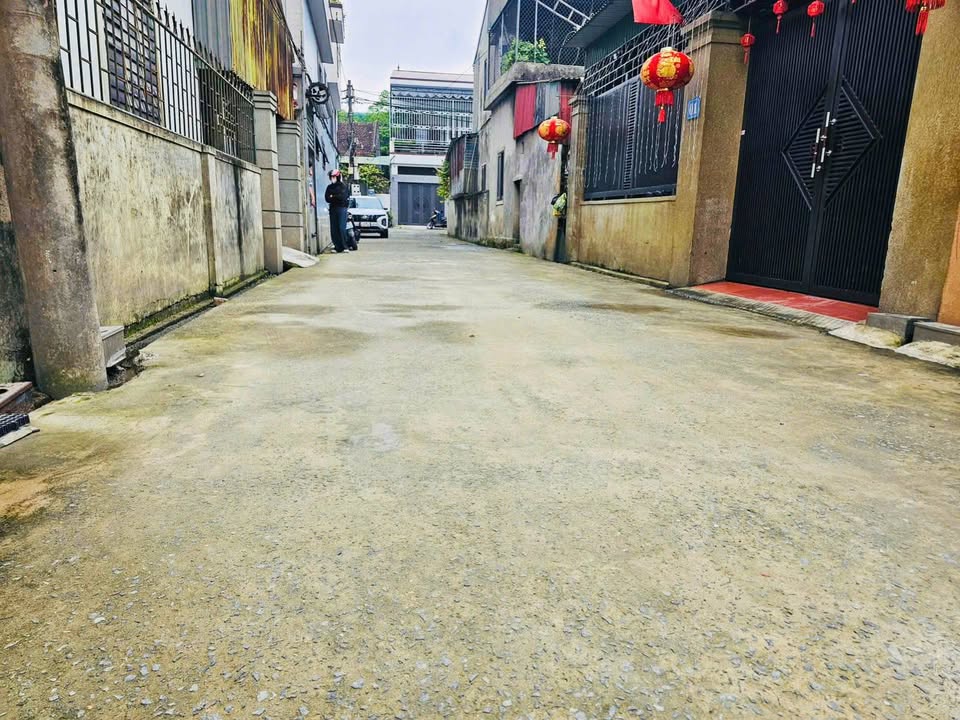 Đất Nền Khối 8 Quán Bàu, Vinh - 83m² Hướng Đông, Giá 3.45 Tỷ