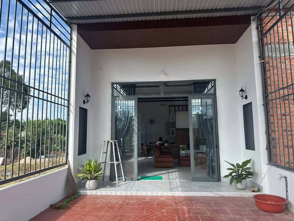 Nhà 170m² Hòa Khánh, Đắk Nông - Giảm Sốc 200 Triệu, Sổ Hồng Sẵn Sàng