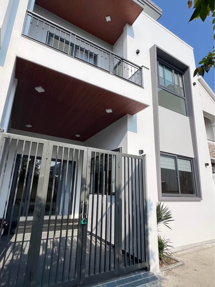 Nhà riêng Đường Lại Thế Huế 130m² - Ô tô vào tận nhà!