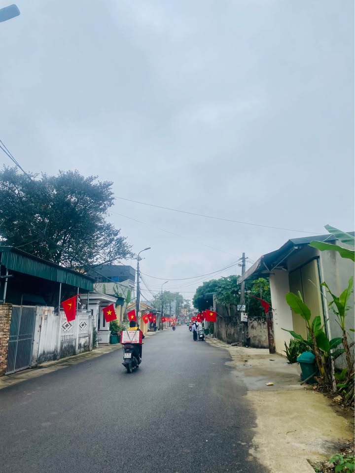 Đất Nền Mặt Bằng Đồng Đá, Quảng Phú 108m² - Sổ Đỏ Chính Chủ!