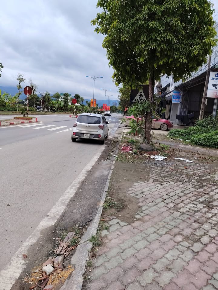 Cho thuê nhà mặt tiền Trần Quý Cáp, Hòa Bình - 150m², 2 mặt đường