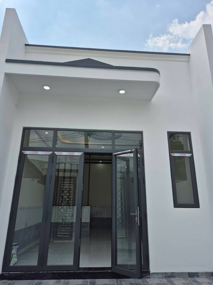 Nhà riêng Hòa Lợi 100m² giá 1.65 tỷ - Sổ hồng sẵn, công chứng ngay!